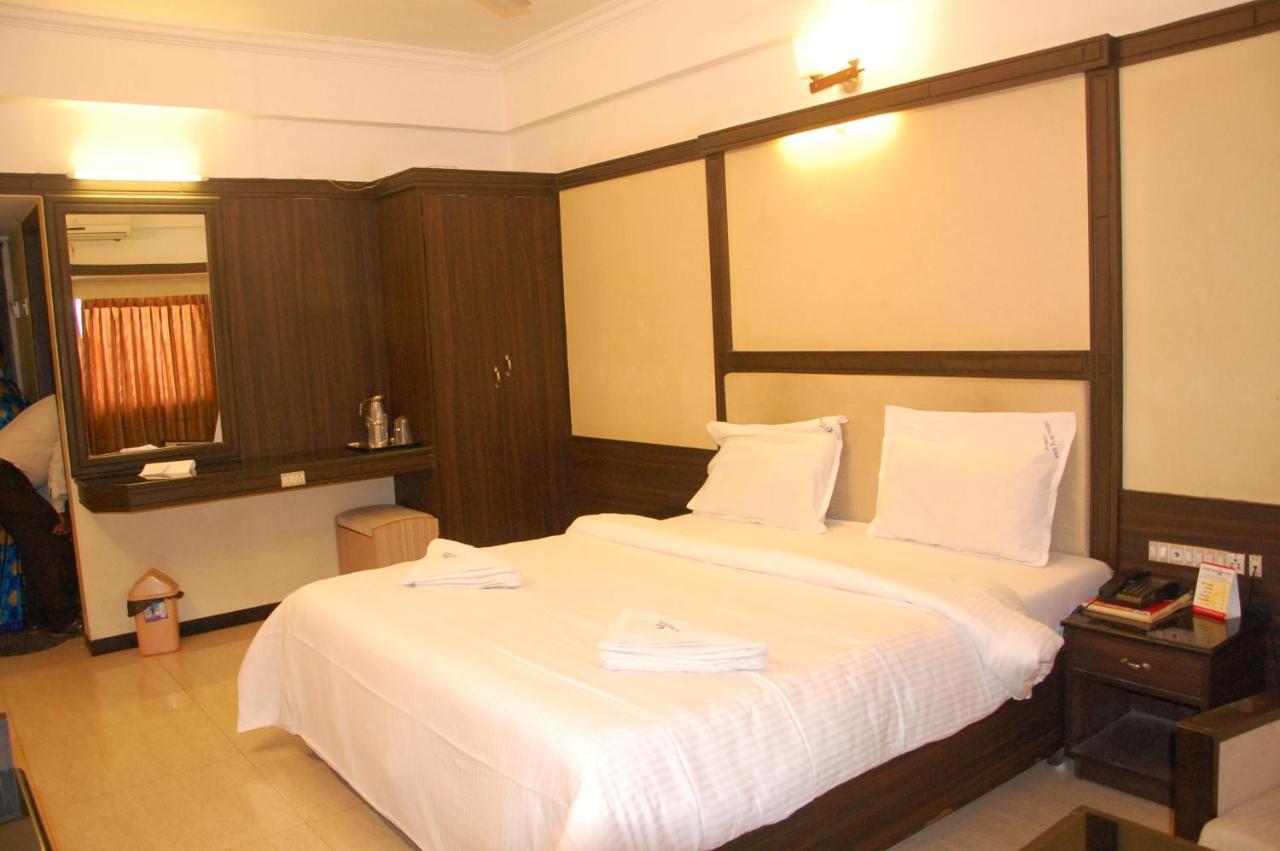 Hotel Blue Star 코임바토르 외부 사진